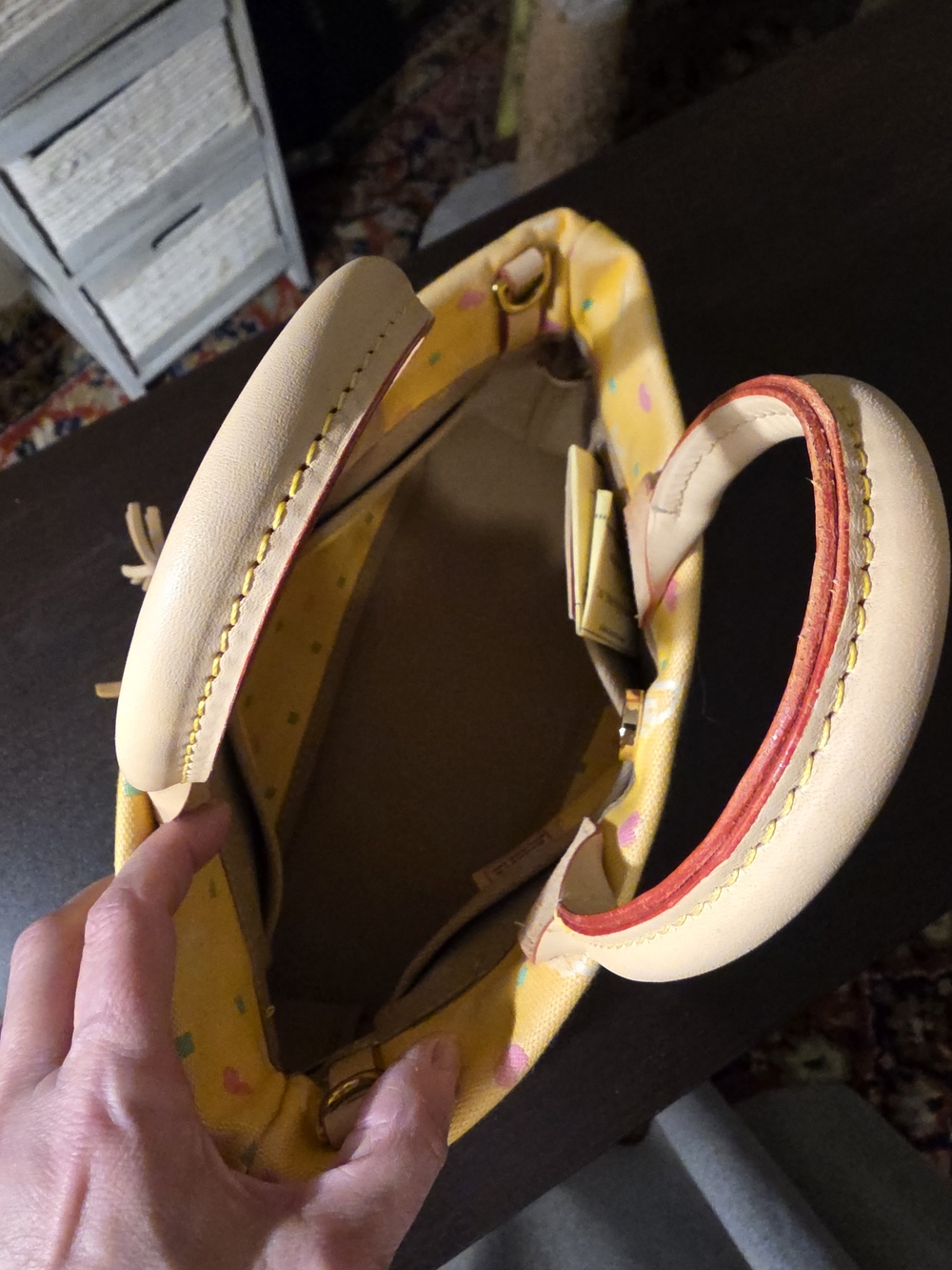 DOONEY & BOURKE - Yellow Heart-Print Vintage Tote - Picture 5 of 5